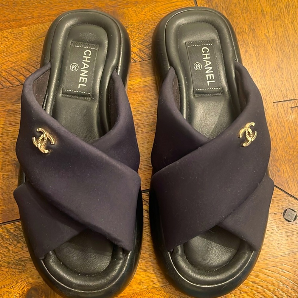 Authentic Chanel slides size 37